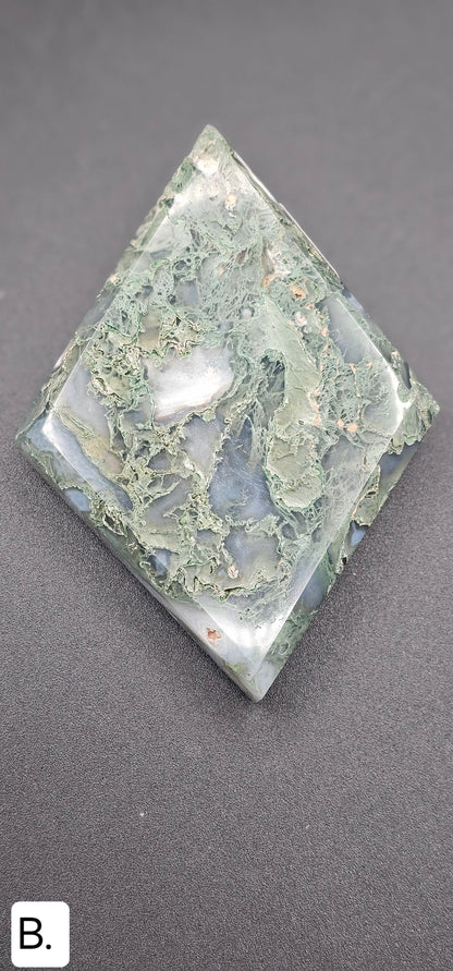 Moss Agate Rhombus