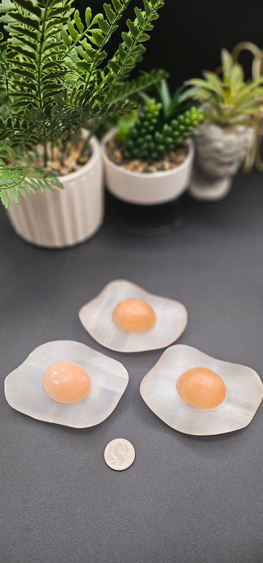 Selenite Fried Egg